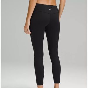 Lululemon Align Low Rise Pant/Capri with 21” Inseam in Black